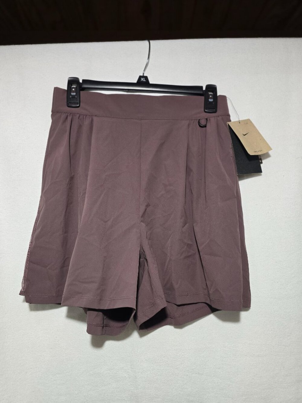 Nike 24.7 Dri-FIT High Rise Pleated Shorts Women's Size S Brown Eggplant NWT NEW